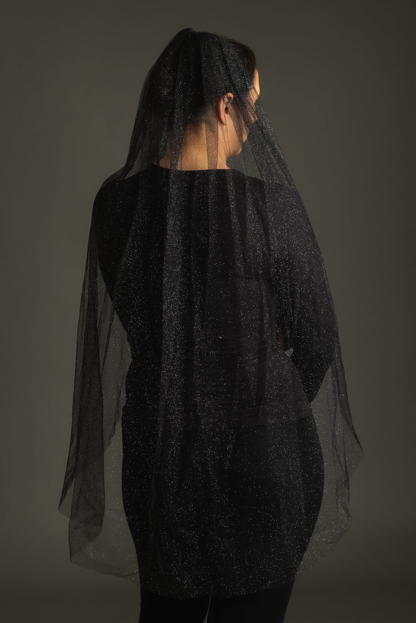 2132 Black